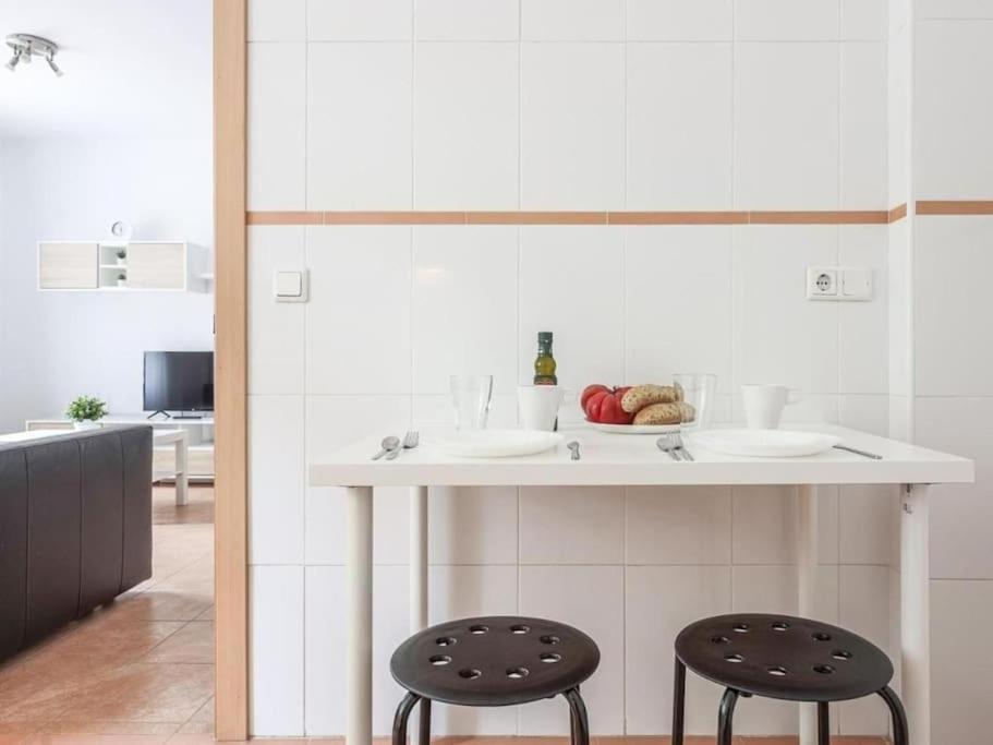 Alojamiento Con Piscina Y Parking En Sevilla La Algaba Exterior photo